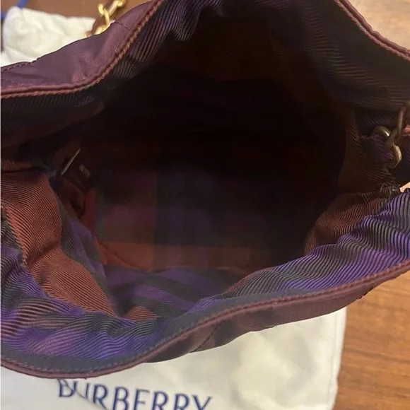 BNWT Burberry Quilted Crossbody Bag in Burgundy - Picture 4 of 13